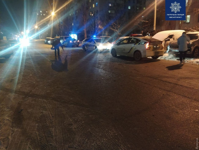 Пяний водій спровокував ДТП в Одесі: розбито сім автомобілів 06