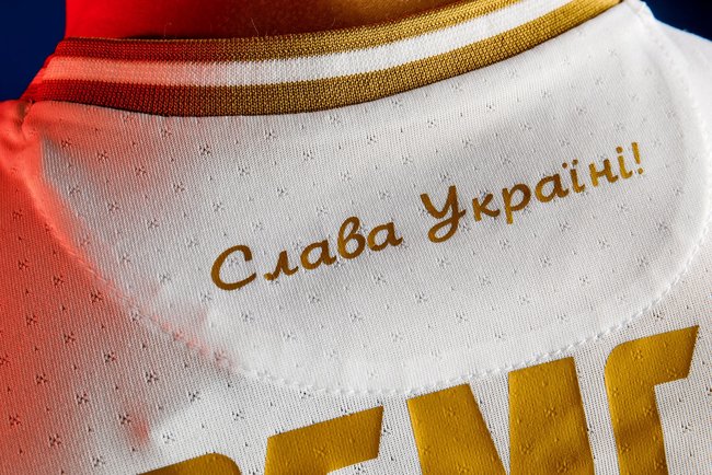Слава Украине!: Представлена форма сборной на Евро-2020 03