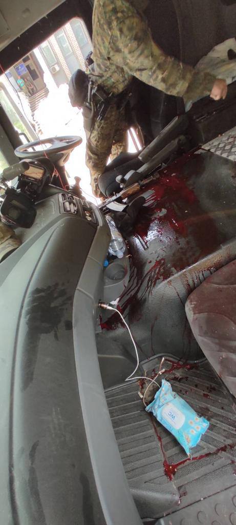 Рашисты обстреляли эвакуационный автомобиль в Луганской области, погиб французский журналист, - Гайдай 02