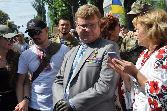 Марш защитников Украины прошел в центре Киева 29