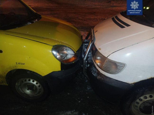 Пяний водій спровокував ДТП в Одесі: розбито сім автомобілів 02