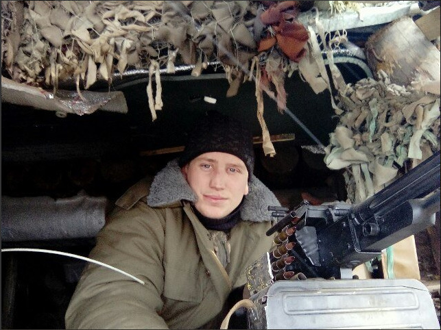 Від вибуху гранати в бліндажі на Донбасі загинули воїни 57-ї ОМПБ Віталій Люшняк і Едуард Бершадський 02