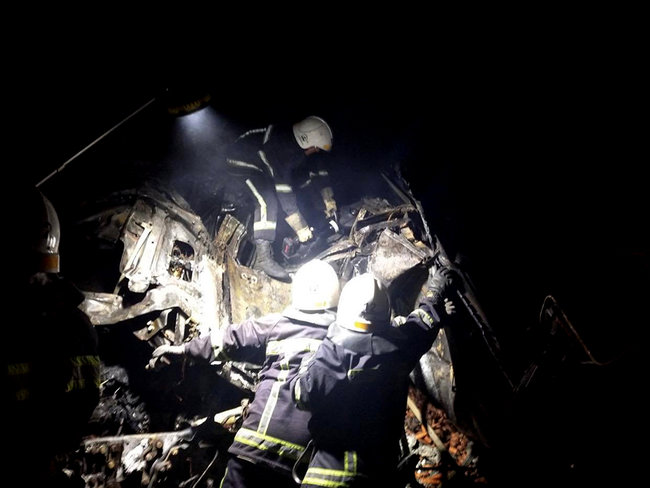 Дві вантажівки зіткнулися і загорілися на Миколаївщині, загинули дві людини, - ДСНС 02