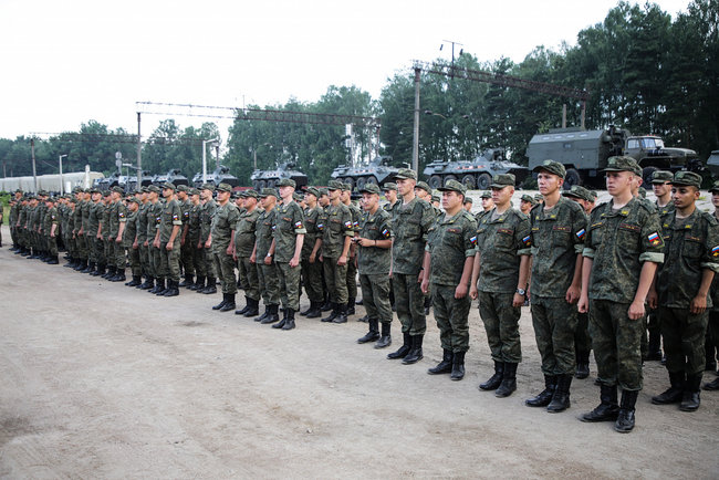 Росія везе в Білорусь ешелони військової техніки нібито на парад, - Inform Napalm 05