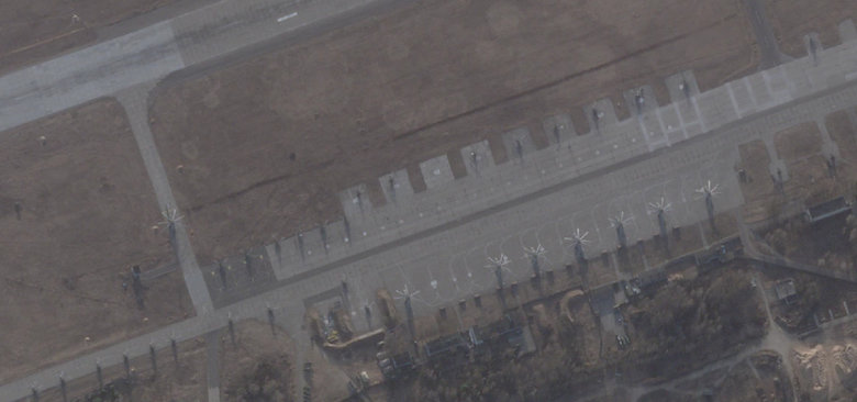 Частина російських гелікоптерів перемістилася з Білорусі до аеродрому у Брянській області, – ЗМІ 05