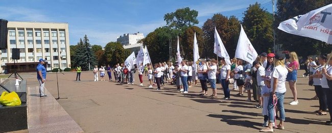 Проти карантину протестували в Хмельницькому 06