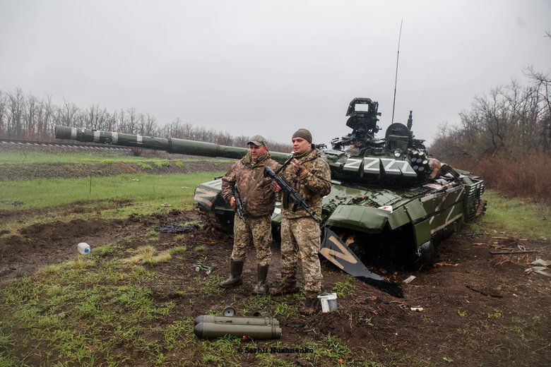Знищена техніка російських окупантів на Донеччині: ЗСУ стримують спроби прориву військових РФ 05