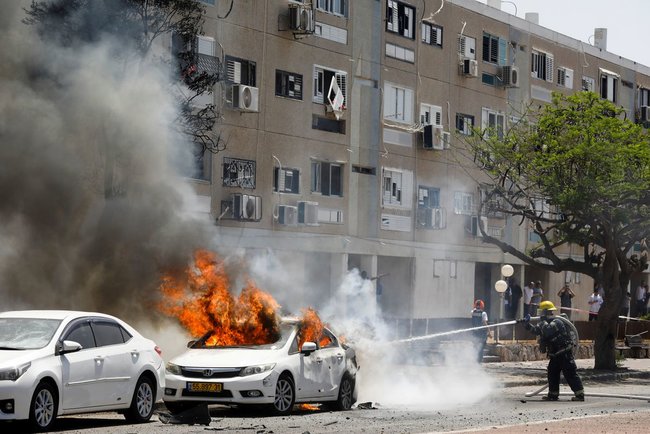 ХАМАС заявил, что выпустил по Тель-Авиву 130 ракет 15
