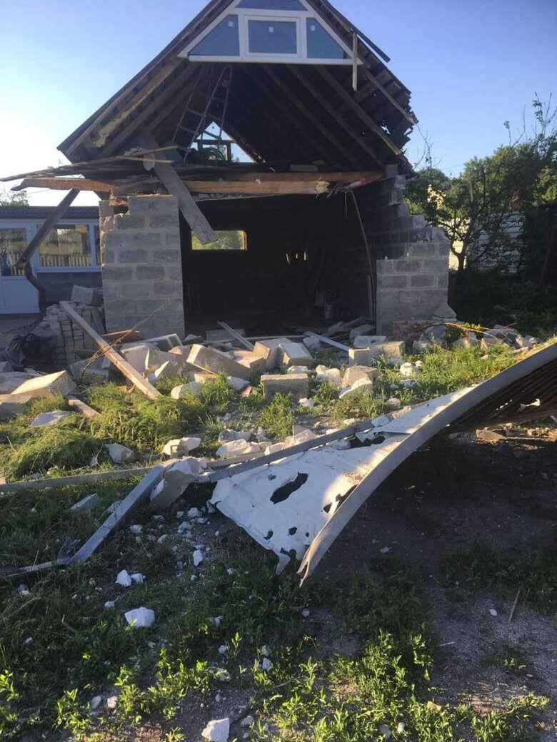 Россияне нанесли авиаракетный удар по спальным районам Краматорска, - мэр 02