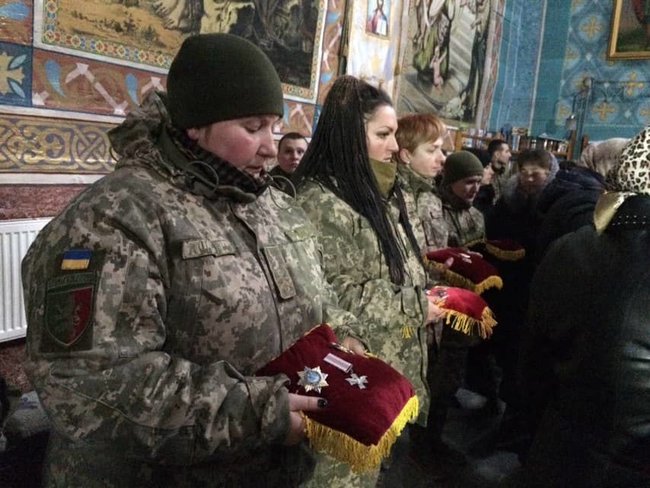 Воїна Капустяна, який загинув на Донбасі, провели в останню путь на Рівненщині 08
