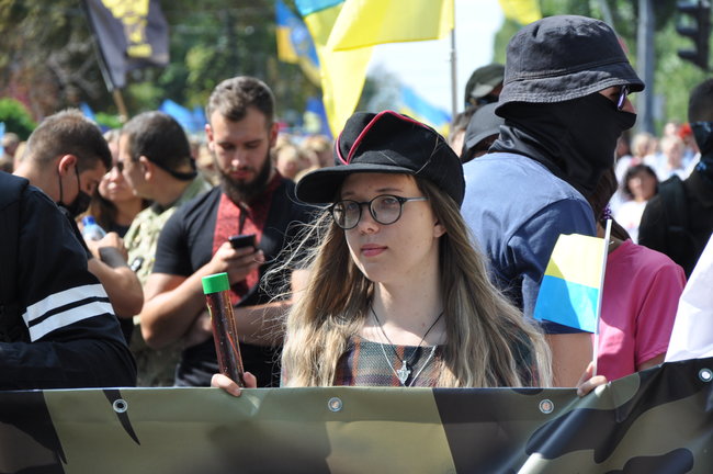 Марш защитников Украины прошел в центре Киева 33