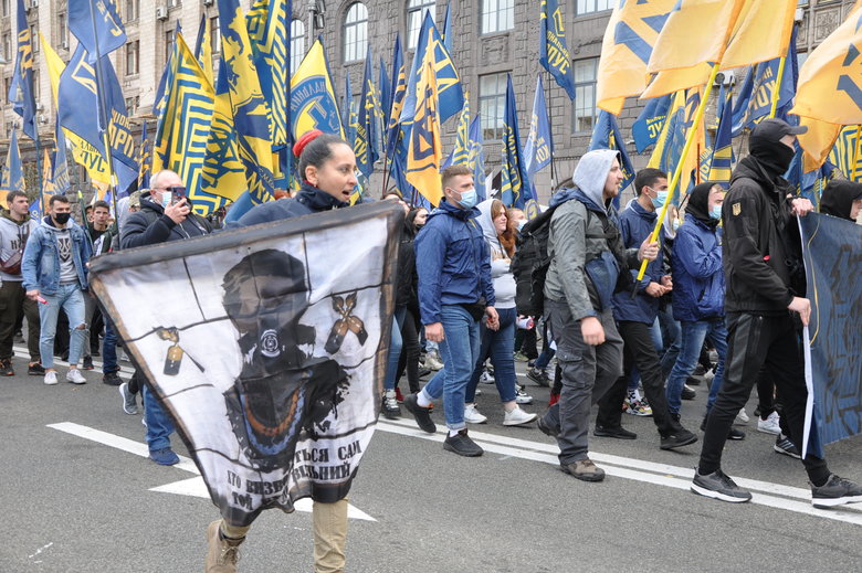 В Киеве прошел марш в честь Дня защитников и защитниц Украины 86