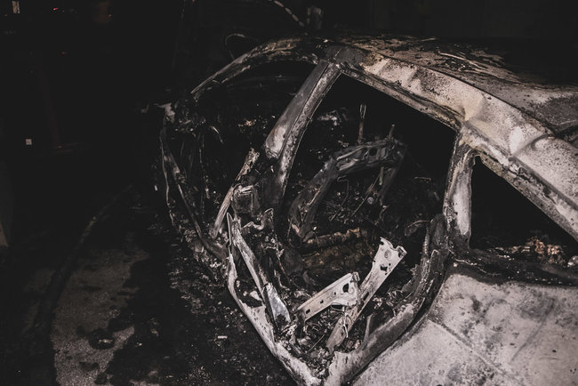 Экс-глава НБУ Гонтарева заявила об атаке на свою семью: в центре Киева сожгли машину ее невестки 04