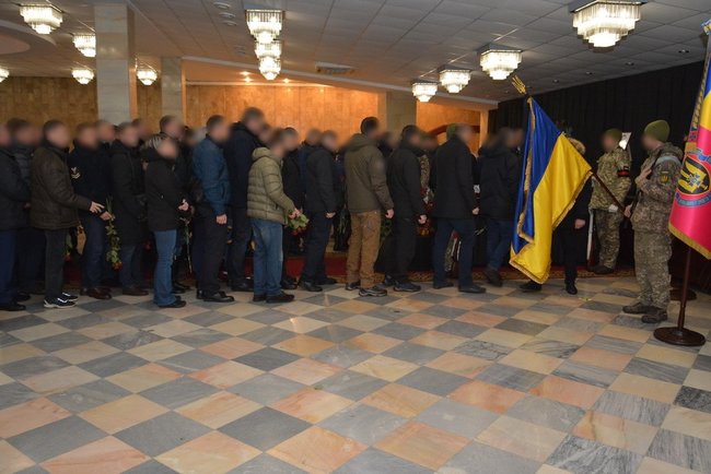В Киеве простились с погибшим на Донбассе полковником ЦСО СБУ Денисом Волочаевым 05