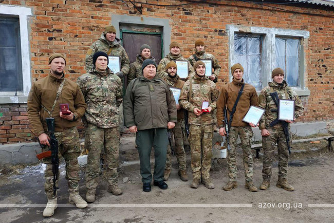 Воины Азова прямым попаданием уничтожили БМП наемников РФ на Донбассе 05