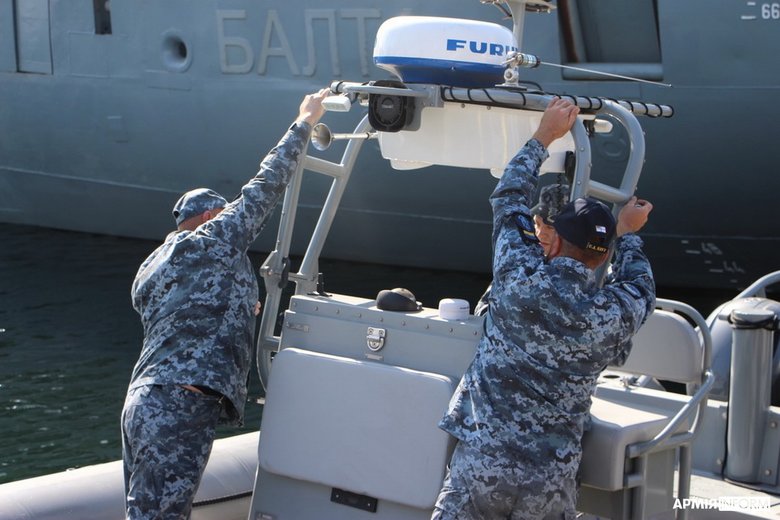 ВМС Украины начали тестирование скоростных лодок, полученных от США 02
