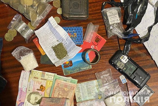 Житель Тернопільщини з-за ґрат організував продаж наркотиків у 3 областях 04