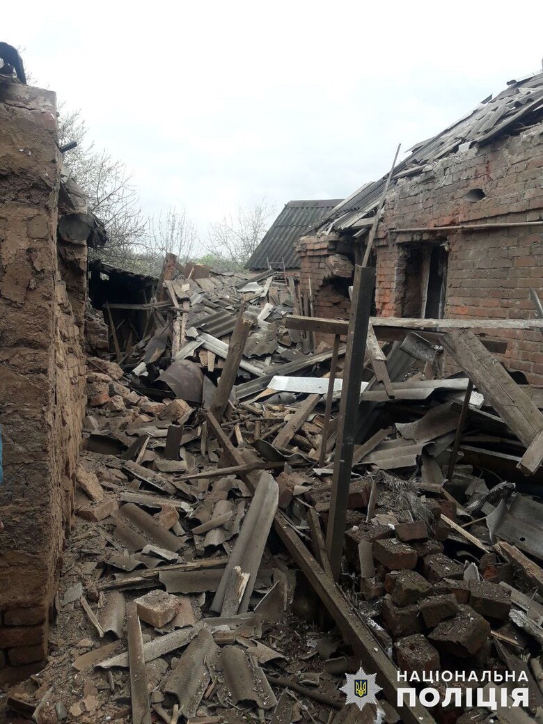Наслідки обстрілів Донеччини: задокументовано понад пів сотні руйнувань 05