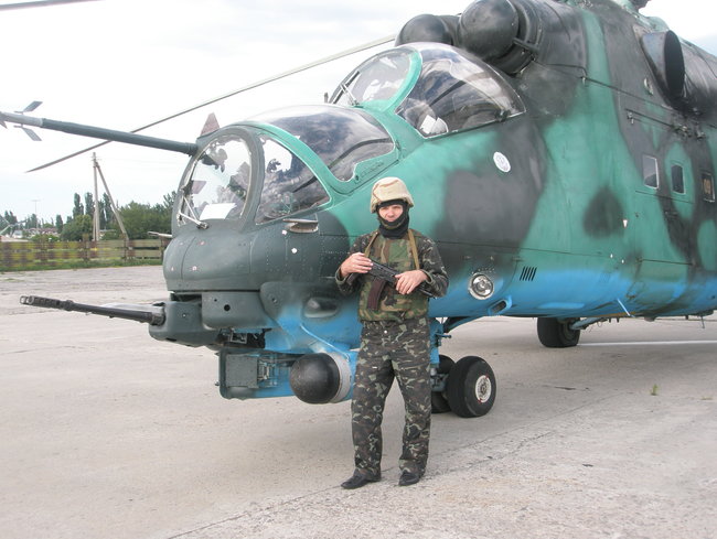 Генерал Назаров знал, что сепаратисты готовы сбивать все самолеты, которые будут заходить на посадку в Луганск 03