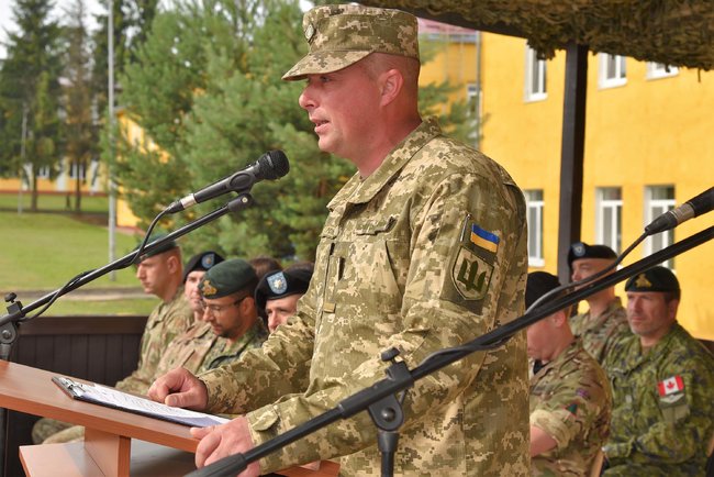 Украинские десантники - это элита, - подполковник ВС США Трейси поражен способностями воинов 95-й ОДШБр 05