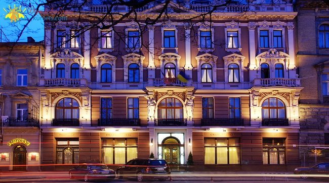 Кому принадлежат самые дорогие гостиницы Украины 16