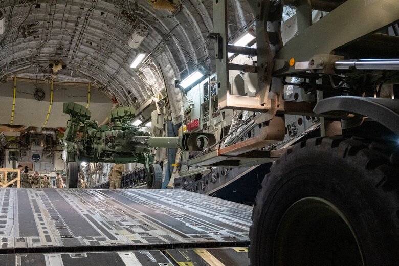 Гаубицы M777 готовы к отправке в Украину, – Минобороны США 01
