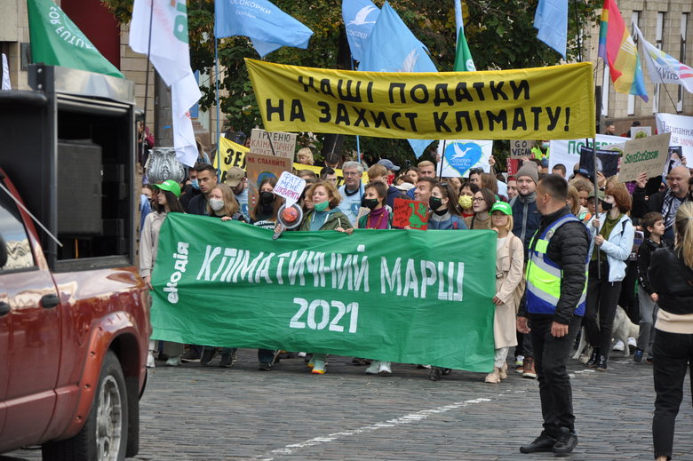 Реве та стогне клімат України, - в центре Киева прошел Климатический марш 10