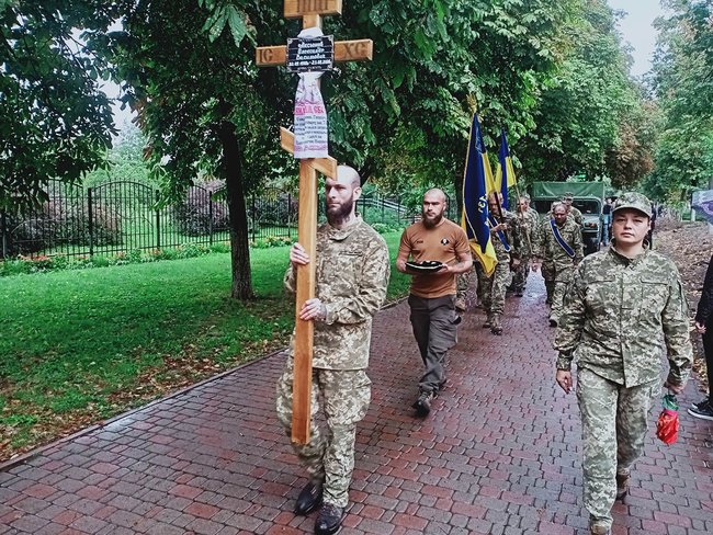 Украинского воина Александра Аксенова, погибшего на Донбассе, похоронили на Киевщине 01