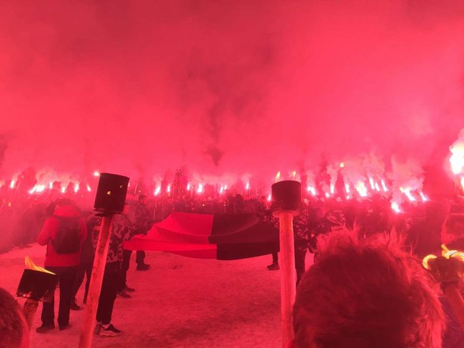 Националисты провели во Львове факельное шествие в годовщину гибели Шухевича 09