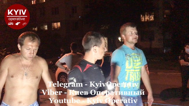 Возле жилого дома в Киеве произошла драка со стрельбой: пьяная компания напала на студентов из Конго 03