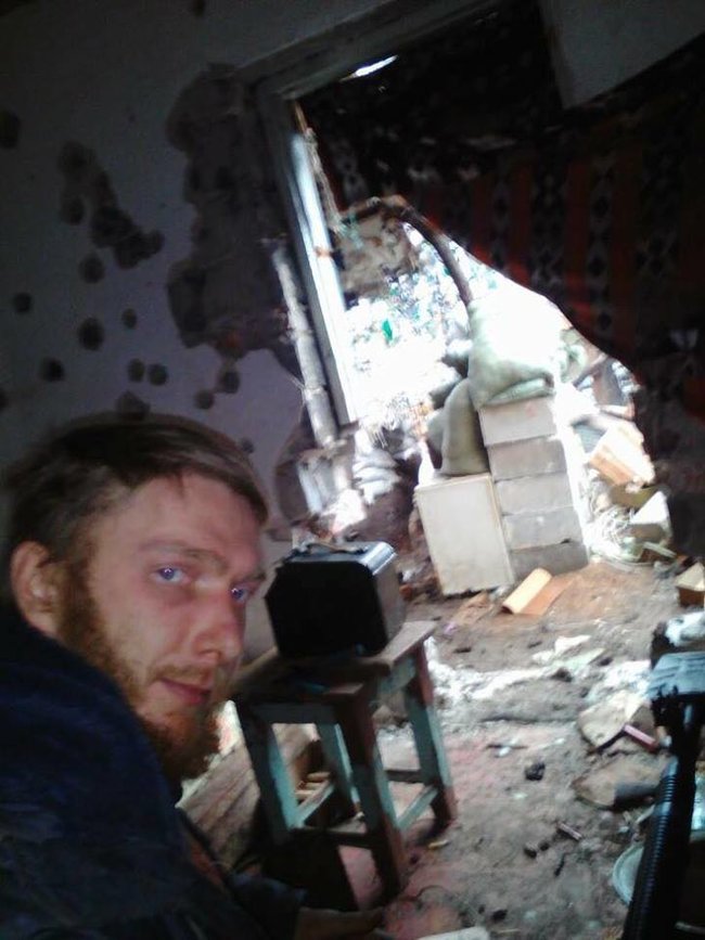 Боєць 72-ої бригади Сергій Кнутов: Від мене було ближче до сепарської позиції, ніж до нашого туалету 02