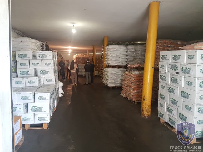 Налоговой милицией Киева раскрыта масштабная схема по незаконному экспорту зерновых и орехов в зоне Одесской таможни 13
