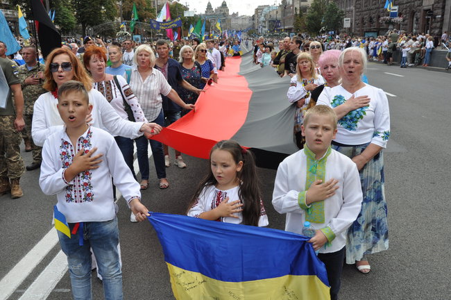 Марш защитников Украины прошел в центре Киева 64