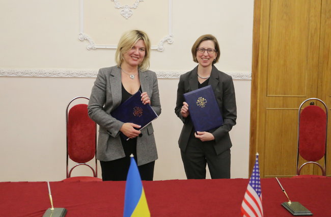 Украина и США подписали Протокол о военном сотрудничестве 02
