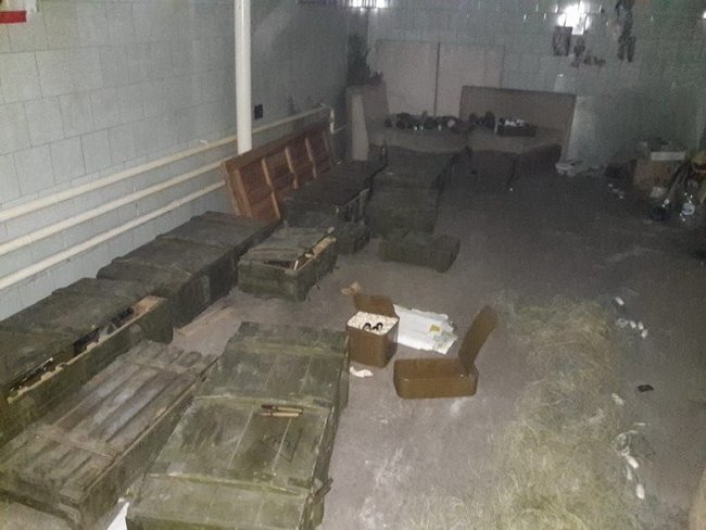 Три схованки з боєприпасами виявлені на Луганщині, - СБУ 01