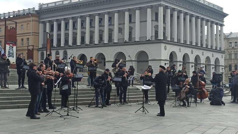 Концерт із закликом закрити небо над Україною відбувся на Майдані Незалежності в Києві 11
