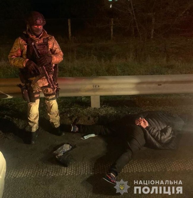 Правоохранители задержали на Киевщине вооруженную группу воров-барсеточников. Все граждане Грузии 02