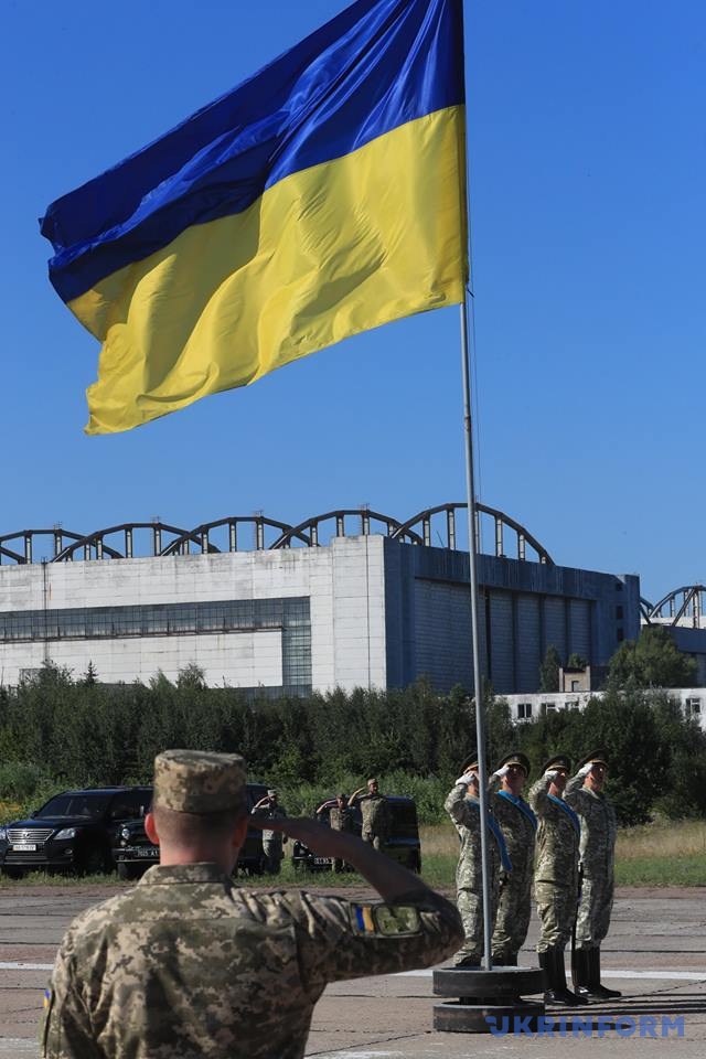 Слава Украине!: на параде в День Независимости будет звучать новое воинское приветствие и марш украинских националистов 14