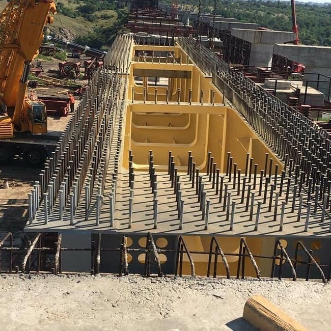 Строительство моста через Днепр начали в Запорожье 03