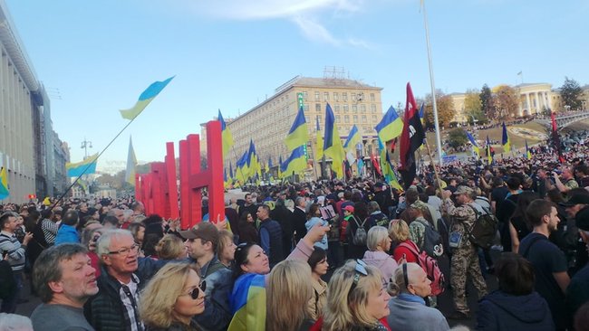 Марш сопротивления капитуляции проходит в Киеве 04