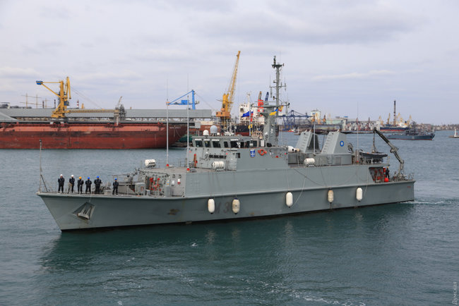 Корабли НАТО впервые в этом году зашли в порт Одессы 01