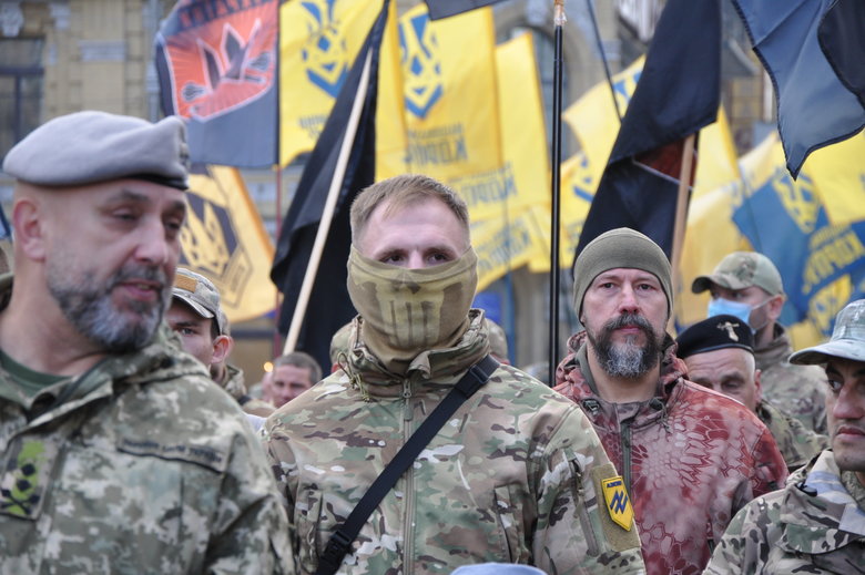 В Киеве прошел марш в честь Дня защитников и защитниц Украины 66
