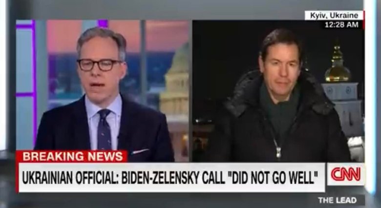 Разговор Зеленского и Байдена вызвал скандал в американских СМИ из-за слов украинского чиновника о том, что он прошел нехорошо 01