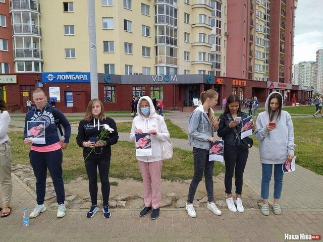 Белорусы формируют живые цепи единства по всей стране 03