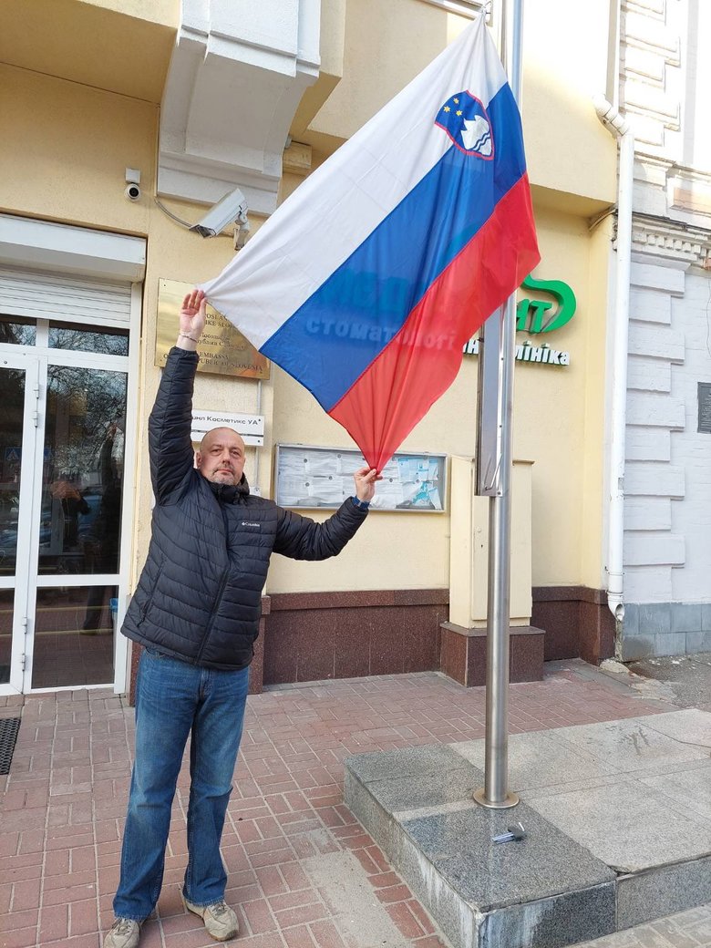 Словенія відновила роботу посольства в Києві: тимчасовий повірений Лесяк почав працювати в столиці України 01
