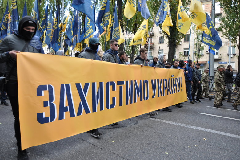В Киеве прошел марш в честь Дня защитников и защитниц Украины 51