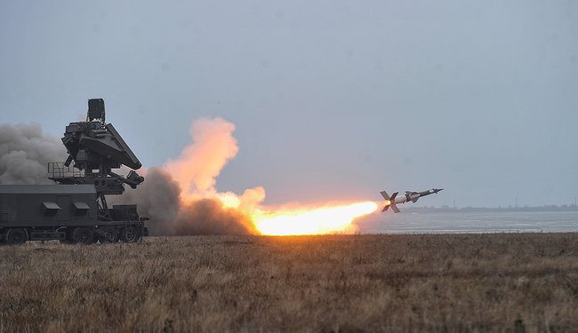 Испытания украинских ракет доказали, что Украина способна защитить свои рубежи на Черном и Азовском море, - Турчинов 17