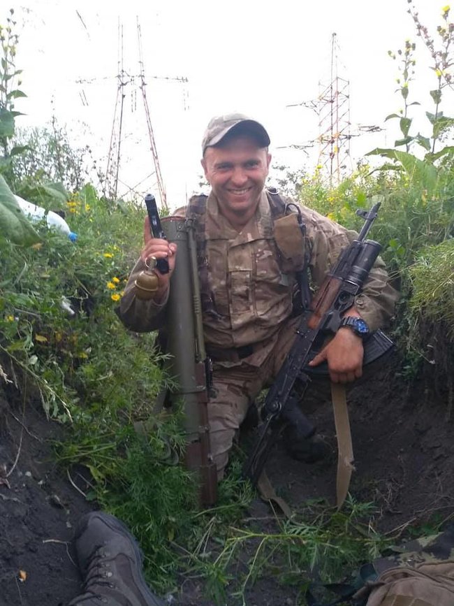 Воїна 24-ї ОМБ Дмитра Українського поховають 15 серпня в Лисичанську 01