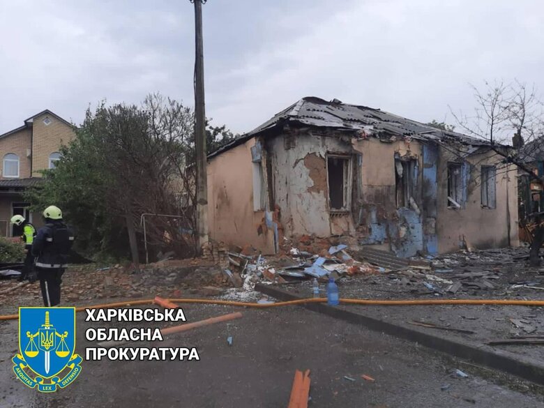 Последствия утреннего обстрела Харькова рашистами: 31 человек получил ранения, в том числе двое детей. 6 гражданских погибли 05