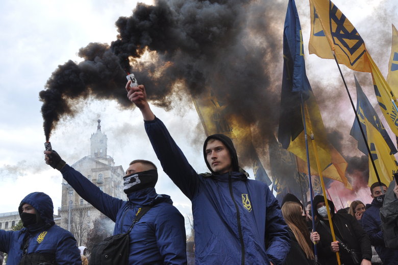 В Киеве прошел марш в честь Дня защитников и защитниц Украины 93